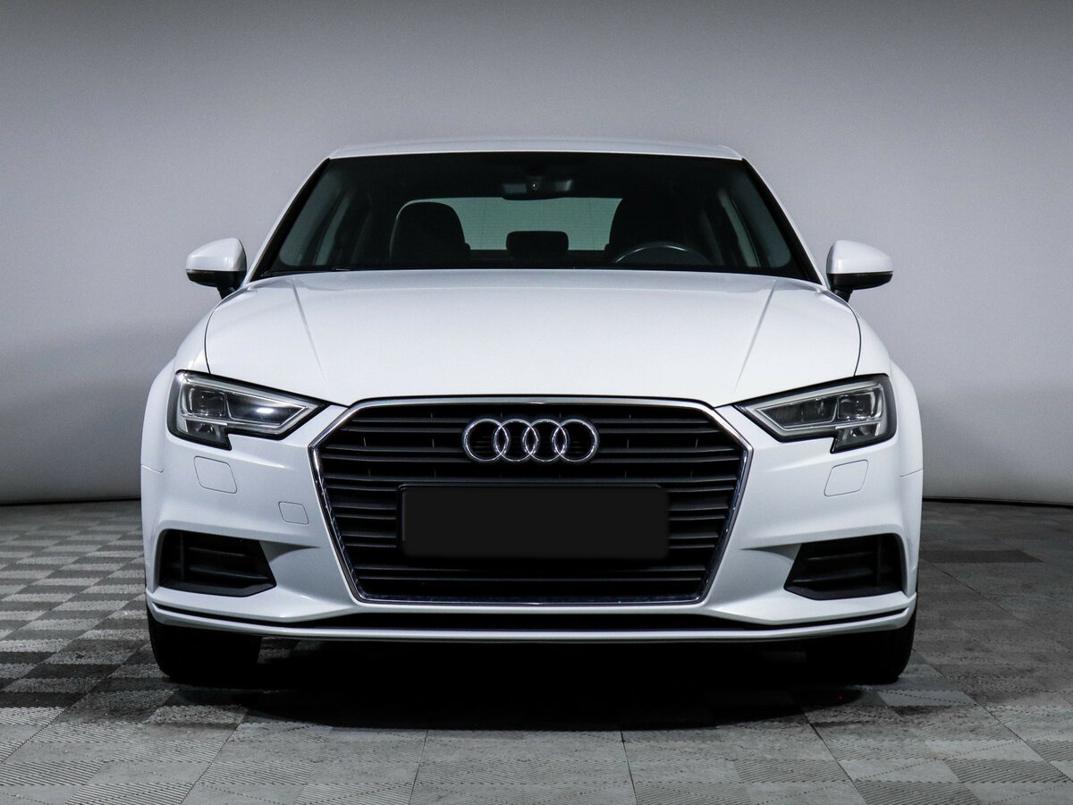 Audi A3 III (8V) Рестайлинг, 2018 - фото №2