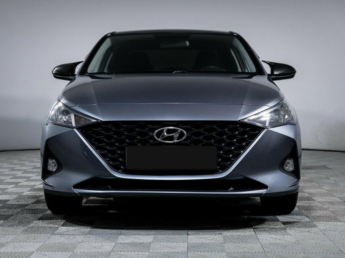 Hyundai Solaris II Рестайлинг, 2020 - фото №2