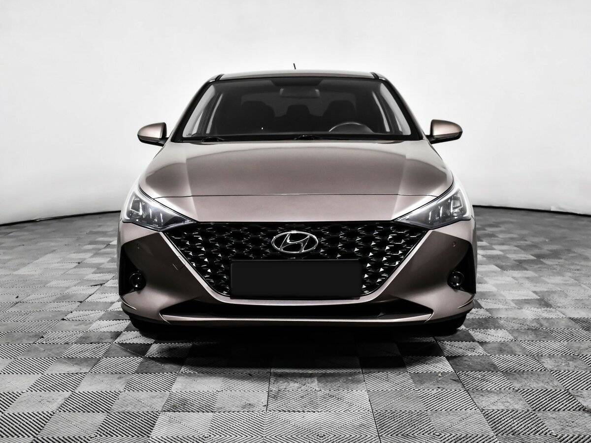 Hyundai Solaris II, 2020 - фото №2