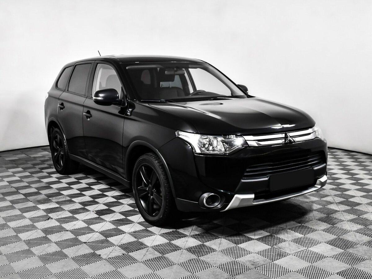 Mitsubishi Outlander III Рестайлинг, 2014 - фото №3