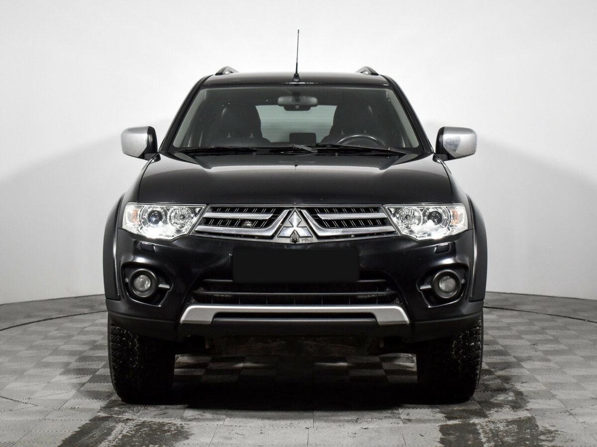Mitsubishi Pajero Sport II Рестайлинг, 2013 - фото №2