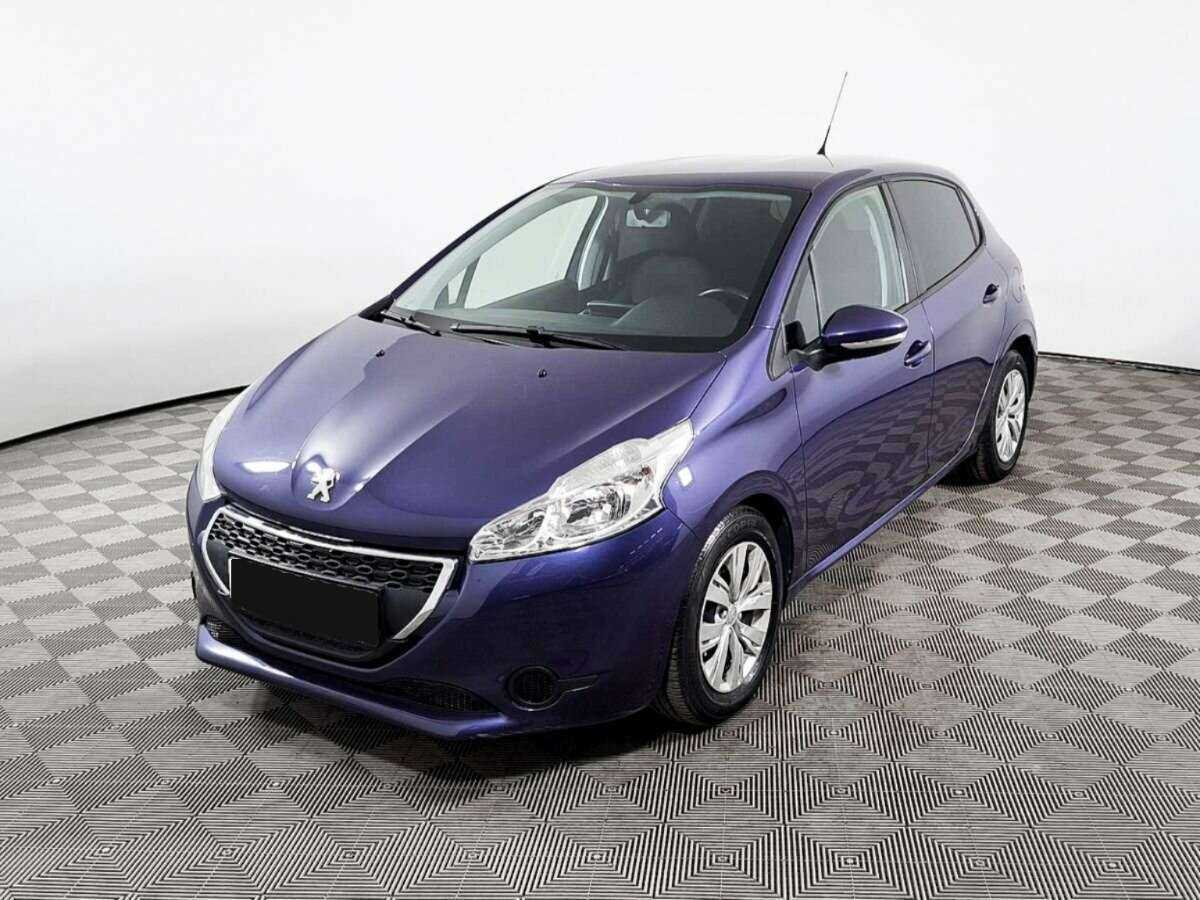 Peugeot 208, 2013