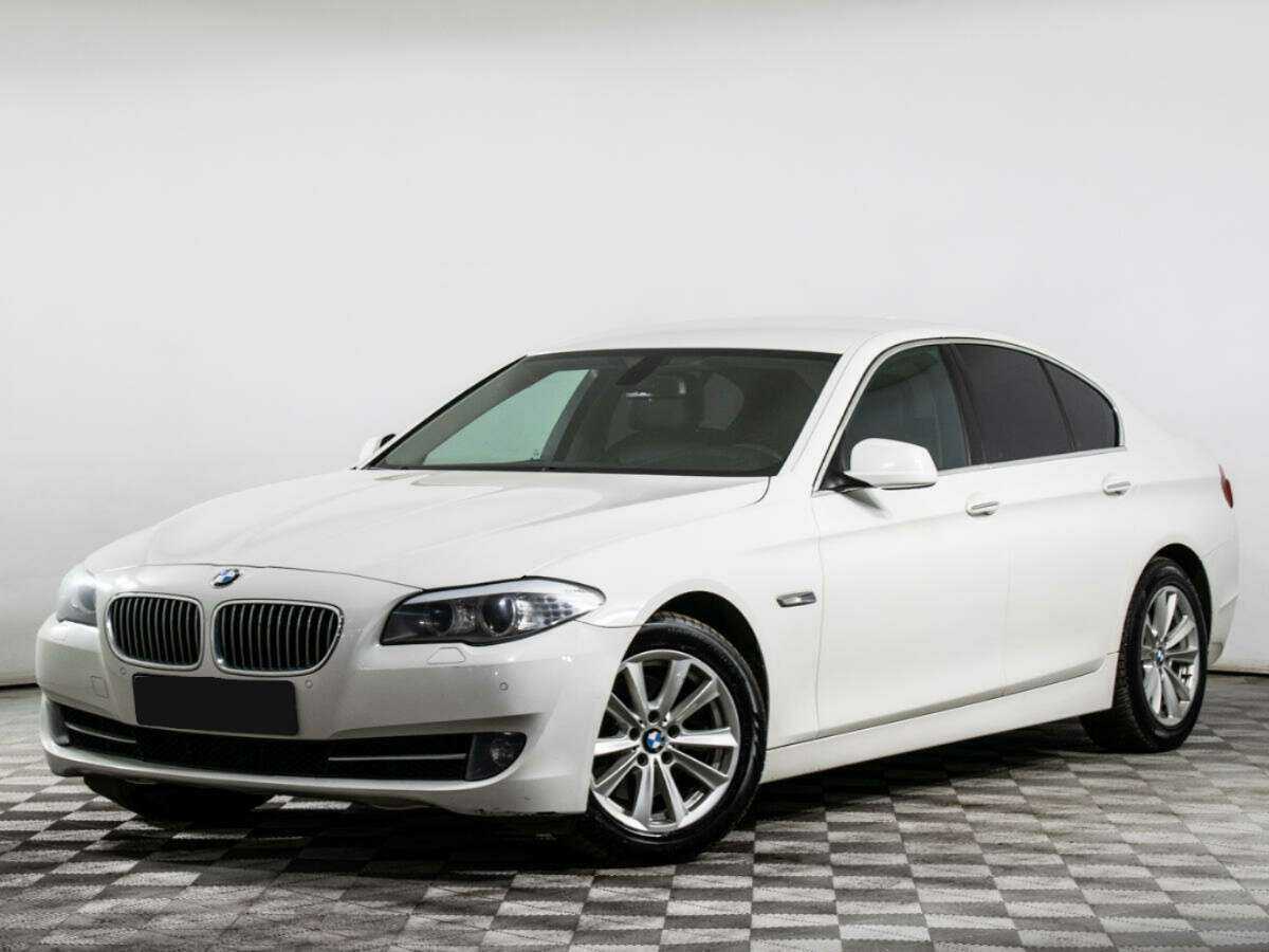 BMW 5 серии 520i, 2012