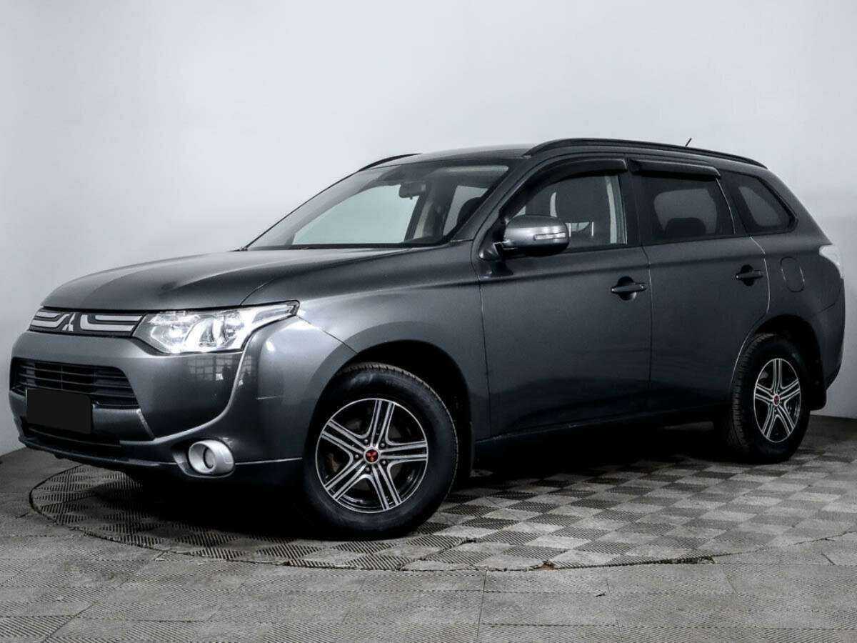 Mitsubishi Outlander, 2013