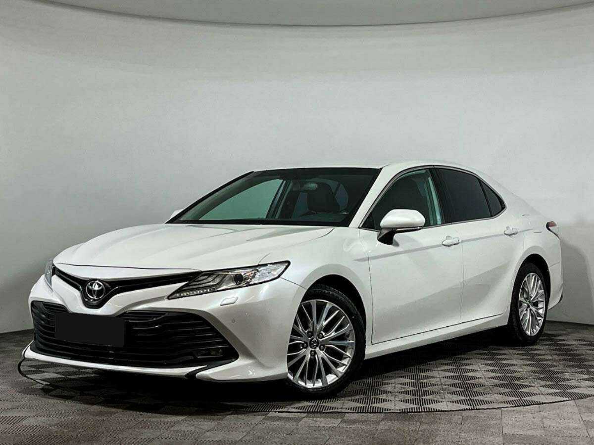 Toyota Camry, 2018