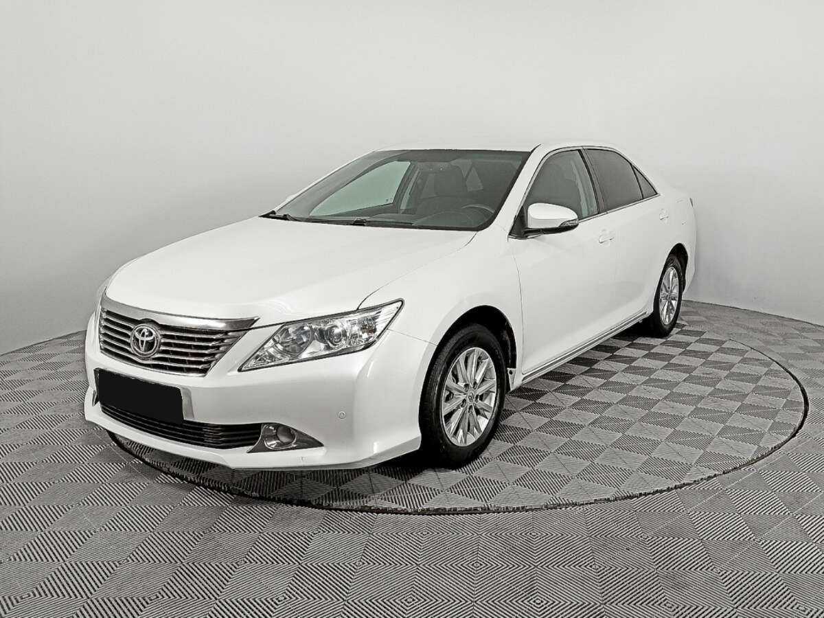 Toyota Camry, 2014