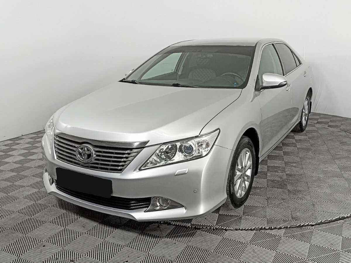 Toyota Camry, 2014