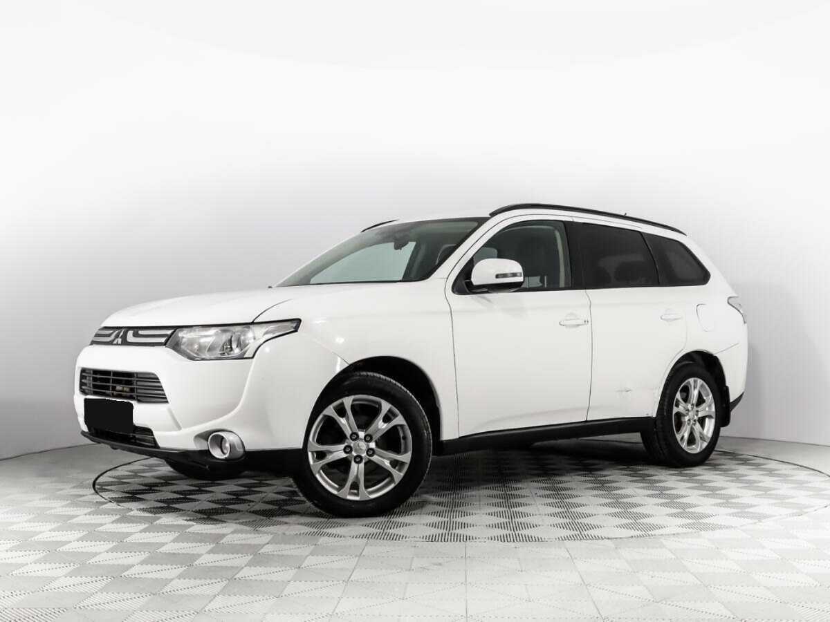 Mitsubishi Outlander, 2014