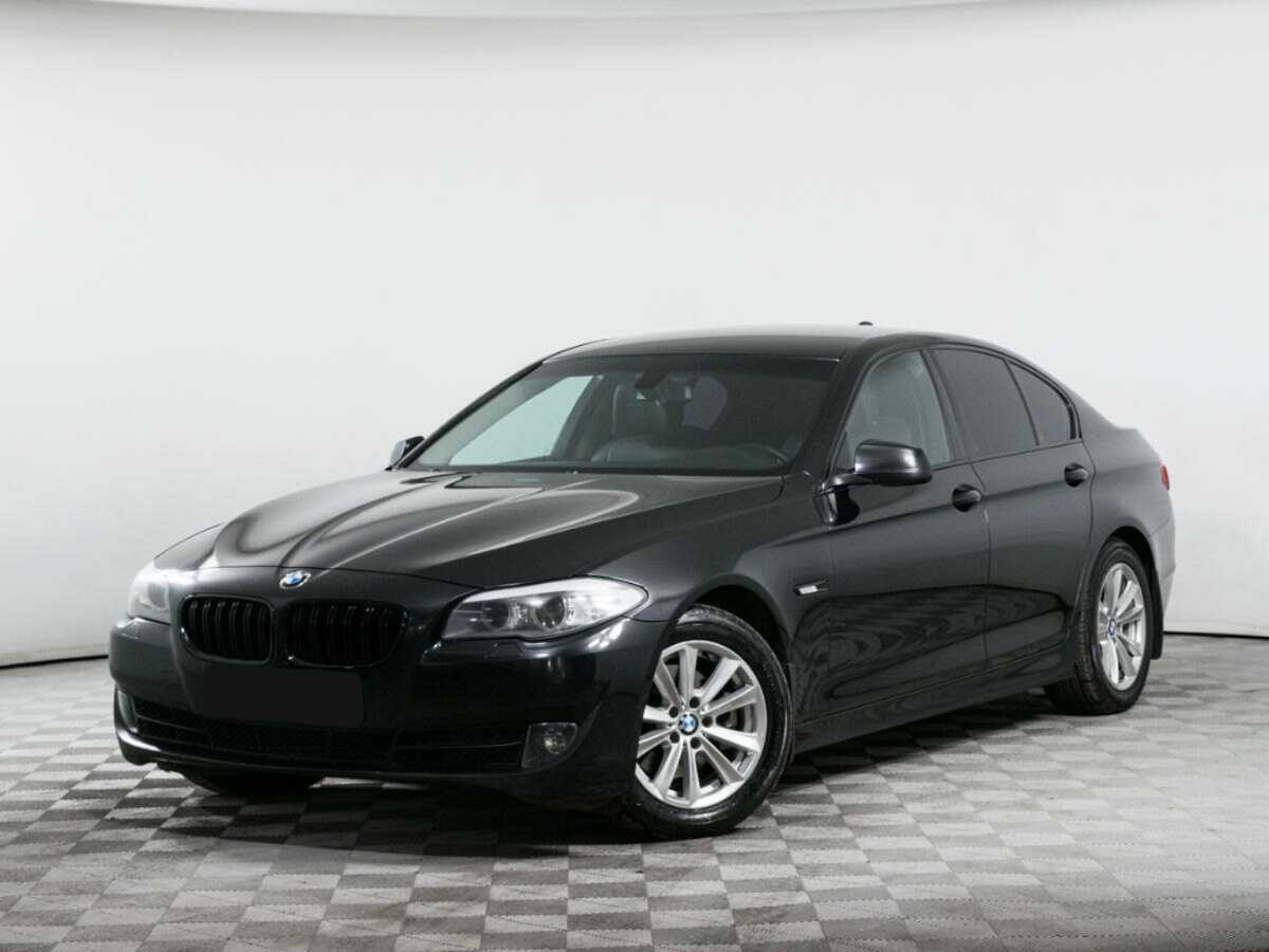 BMW 5 серии 520i, 2013