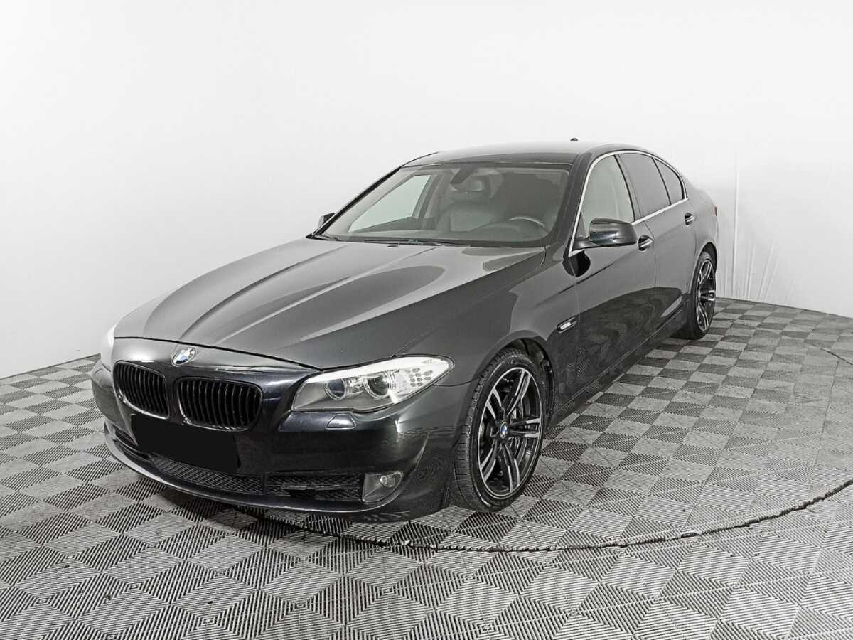 BMW 5 серии 520i, 2013