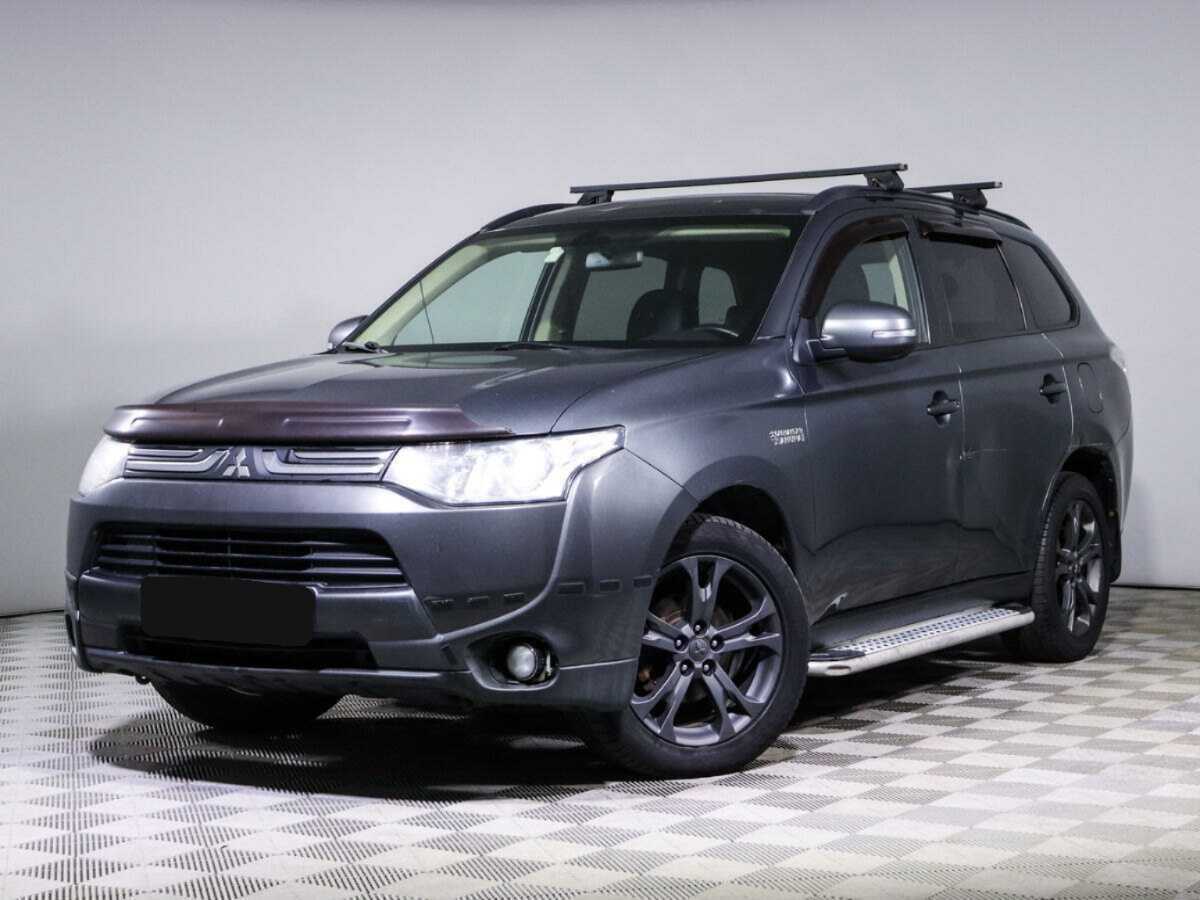 Mitsubishi Outlander, 2013