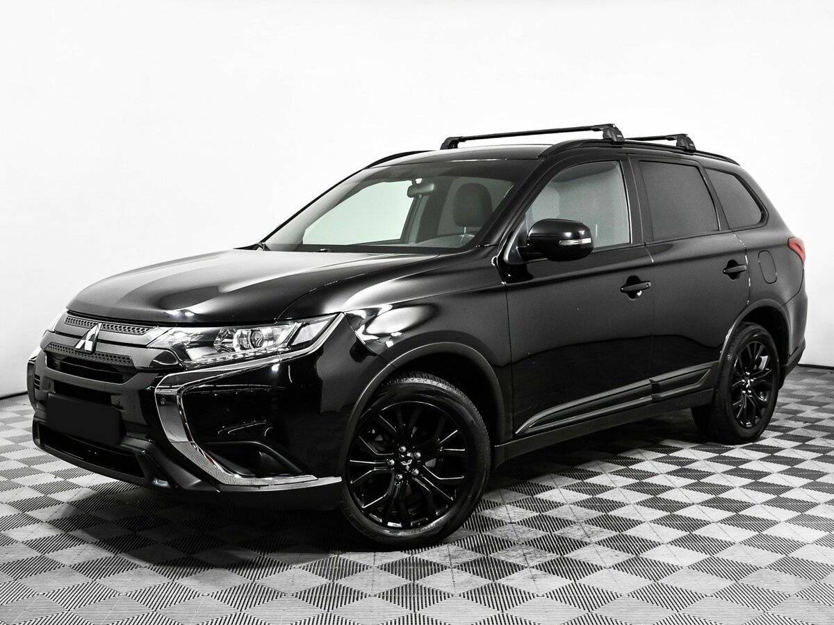 Mitsubishi Outlander, 2020 - фото №1