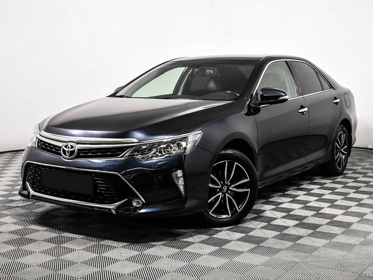 Toyota Camry, 2017